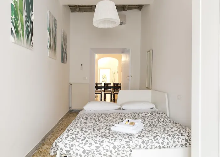 Art Navona Square Apartment *