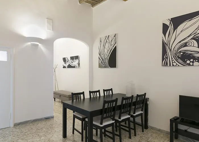 Art Navona Square Apartment *