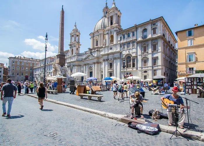 Art Navona Square Apartment *