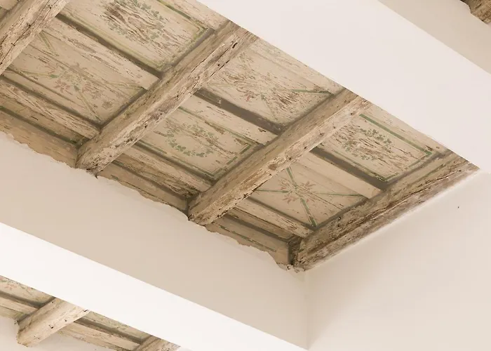 Art Navona Square Apartment